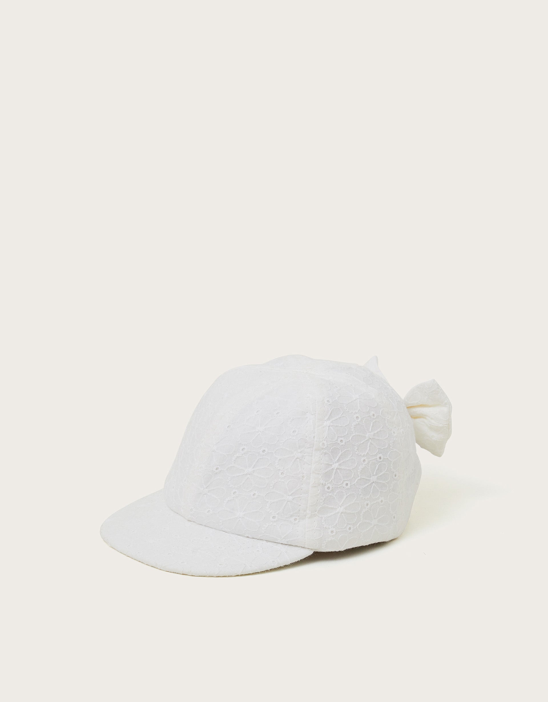 KAPA - BABY BRODERIE CAP