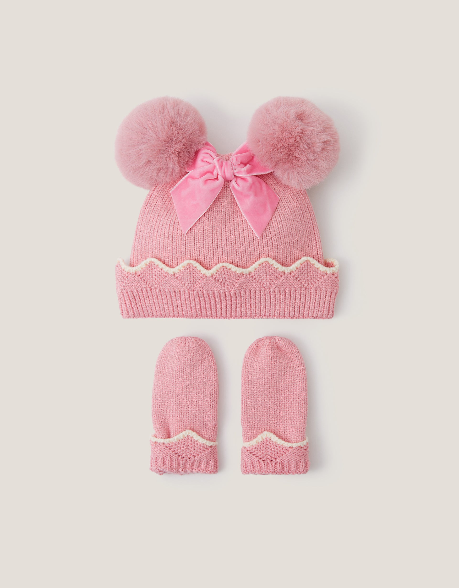 SET KAPA I RUKAVICE - BABY SCALLOP HAT AND MITT