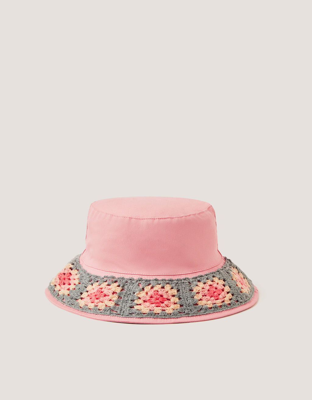 KAPA - PASTEL CROCHET BUCKET HAT