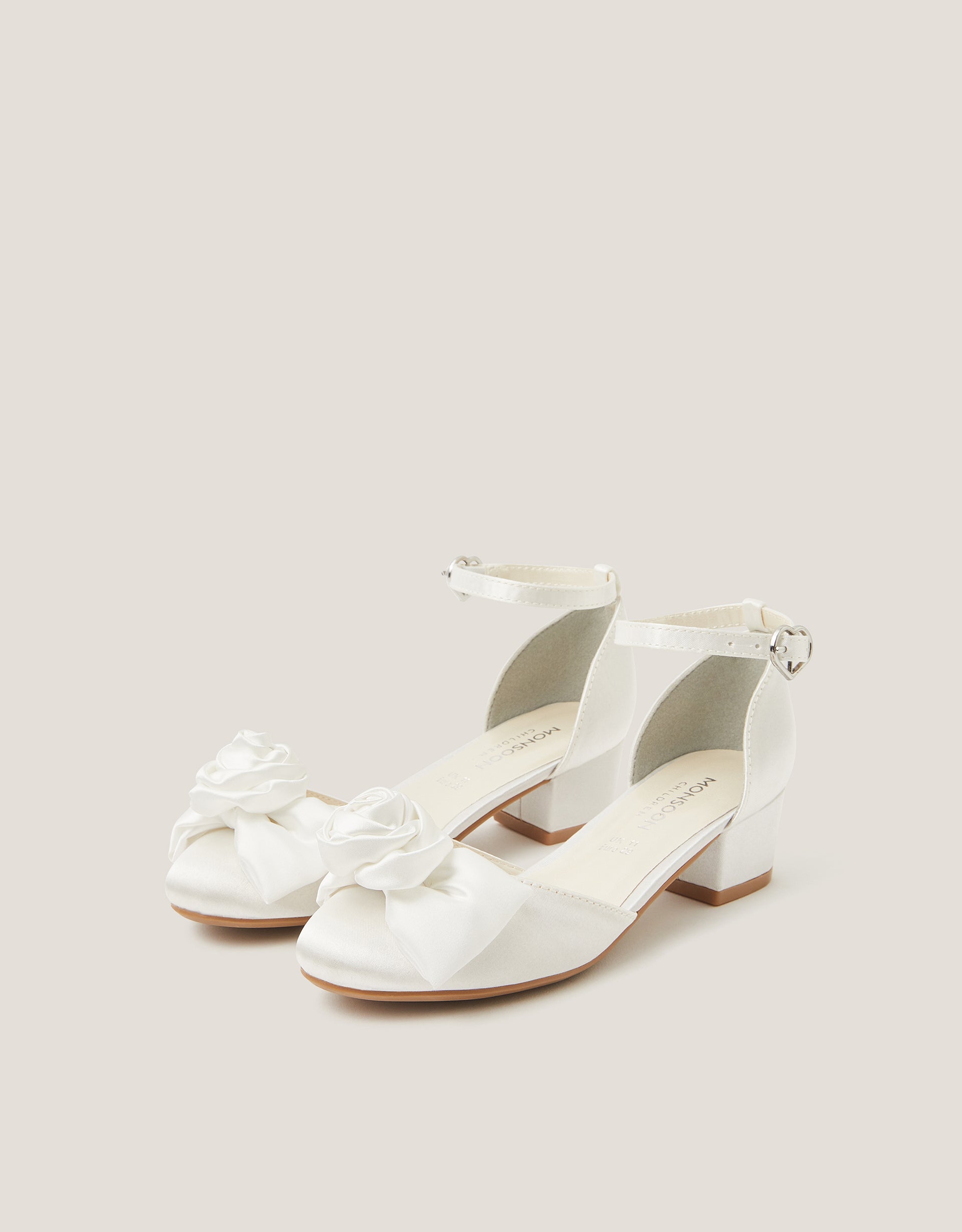 CIPELE - IVORY ROSETTE BOW 2 PART