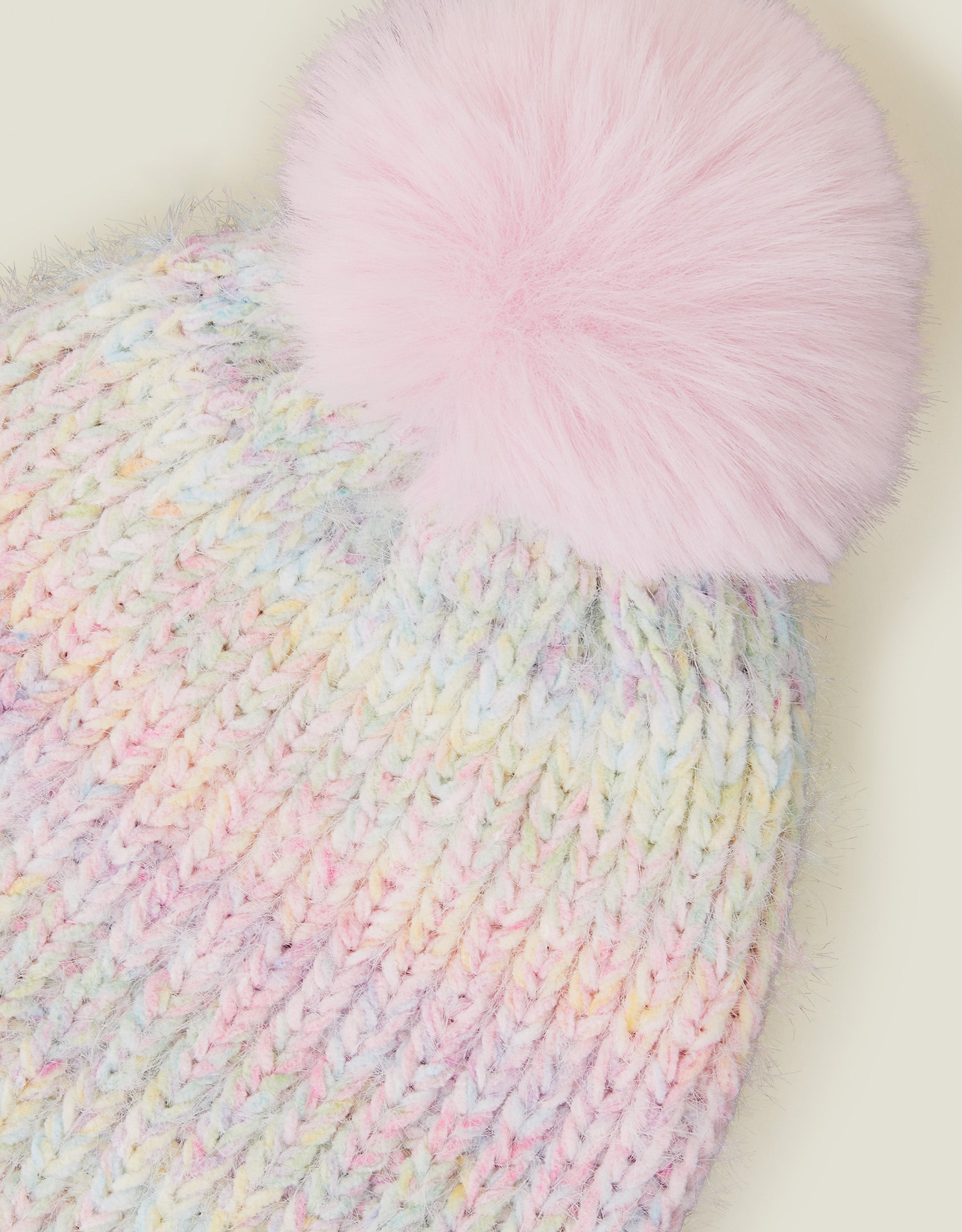 KAPA-OMBRE CHENILLE HAT
