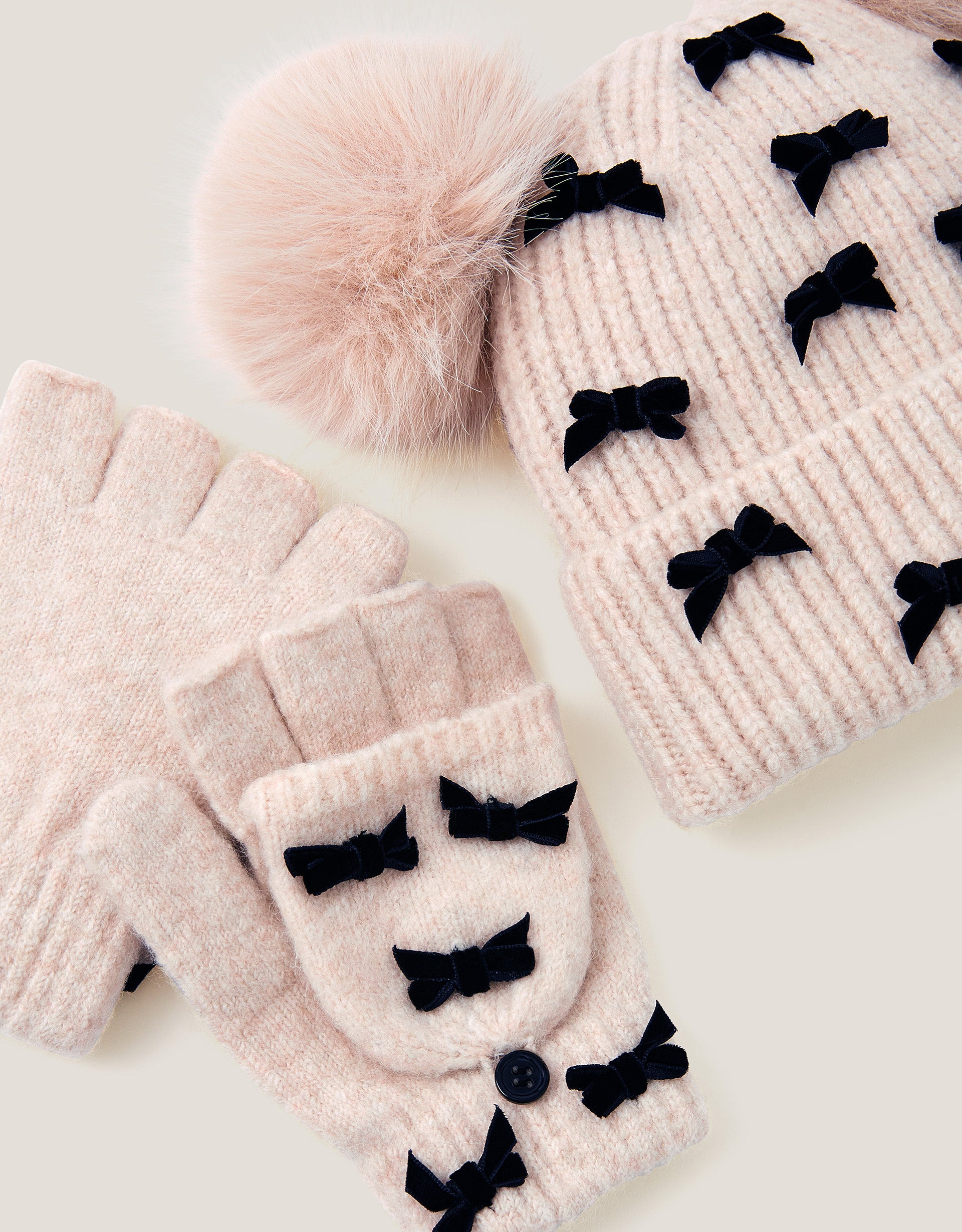 SET KAPA I RUKAVICE - OATMEAL BOW POM HAT SET
