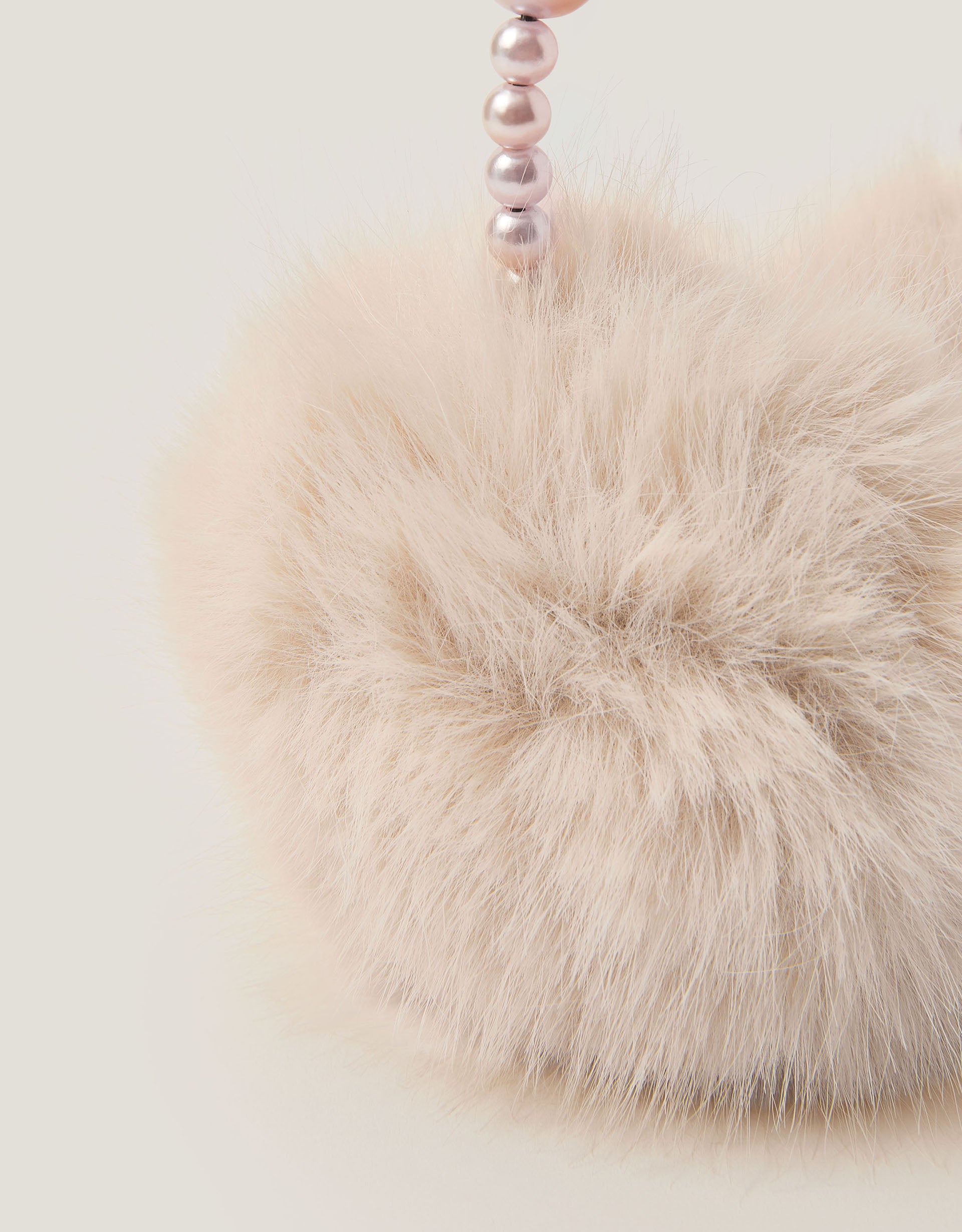 MUF - PEARLY EARMUFF