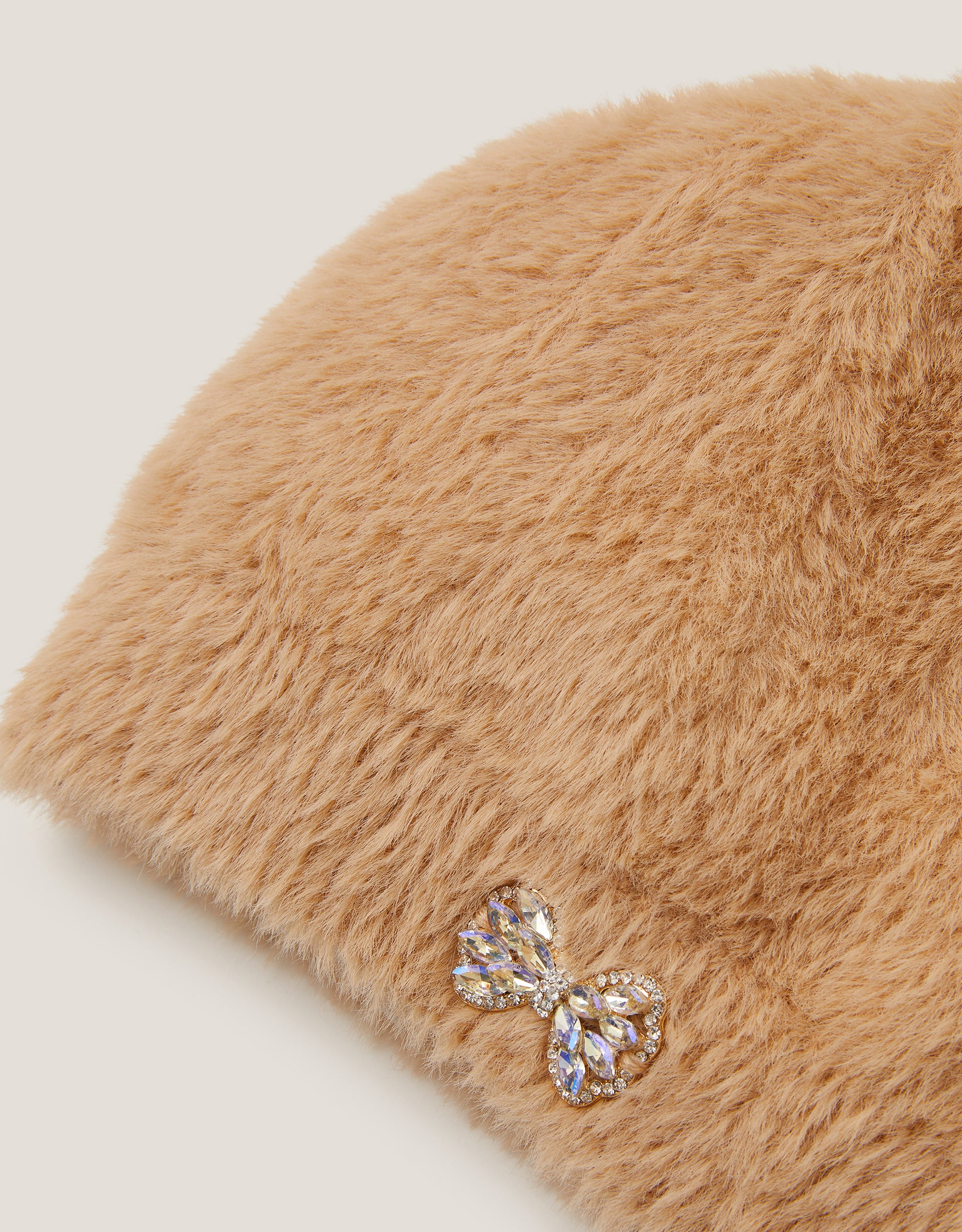 KAPA - FLUFFY JEWEL BOW BEANIE