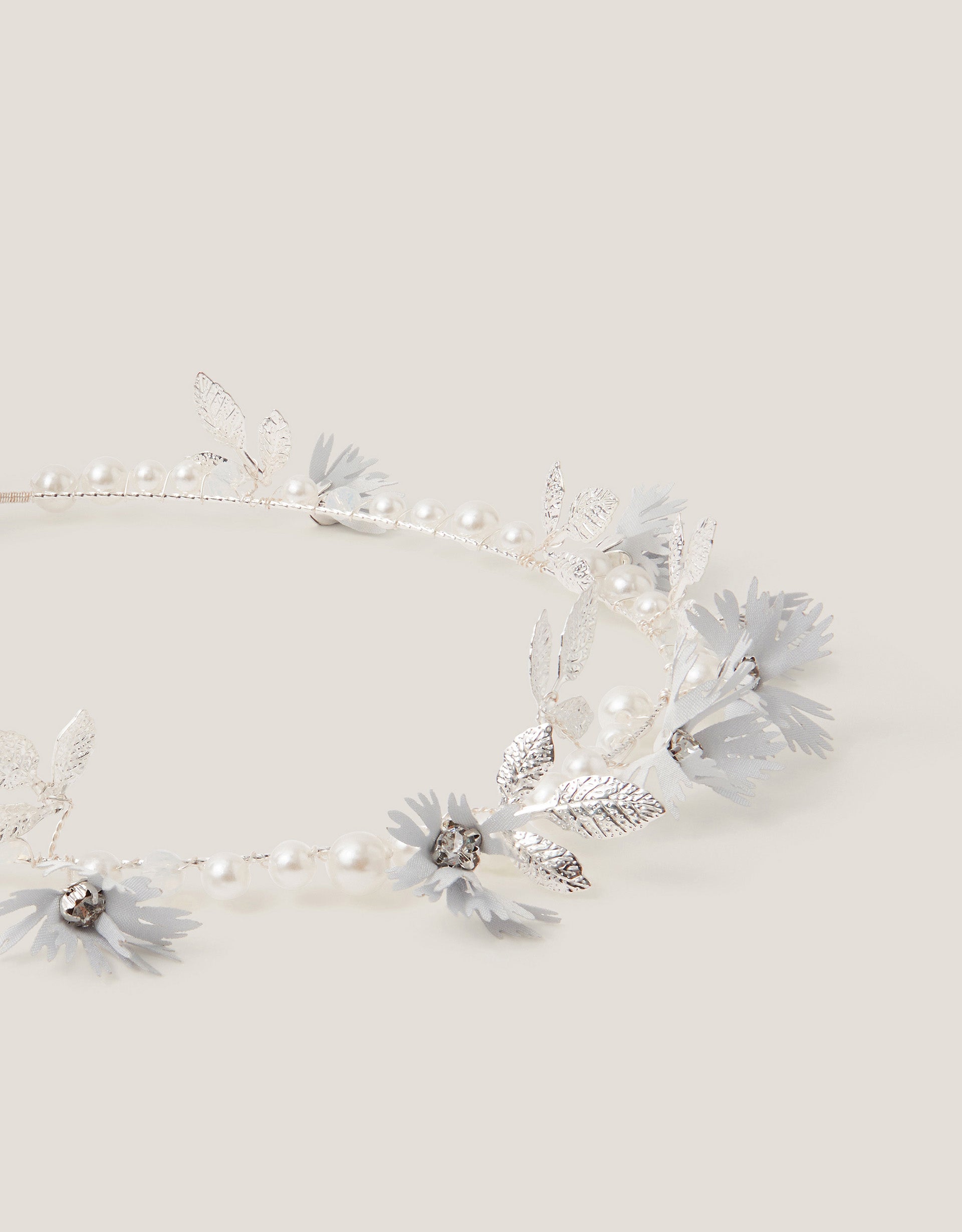 AKSESOAR ZA KOSU - FROSTED FLOWER GARLAND