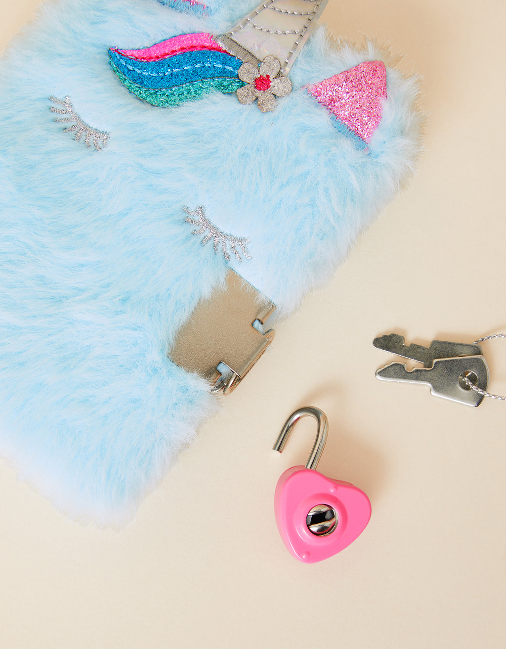 SVESKA - FLUFFY UNICORN LOCKA