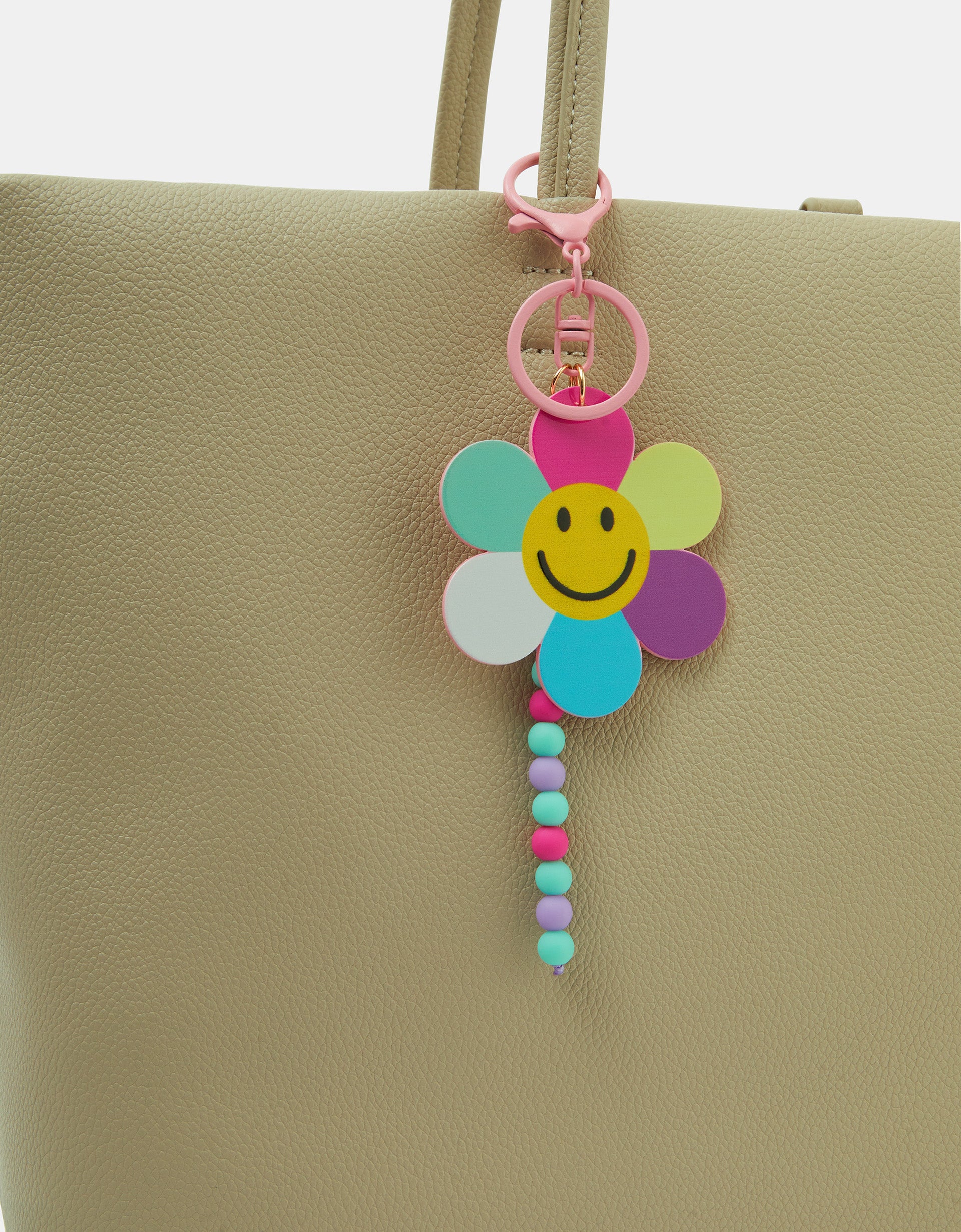 PRIVEZAK - SMILEY FLOWER BAG CHARM