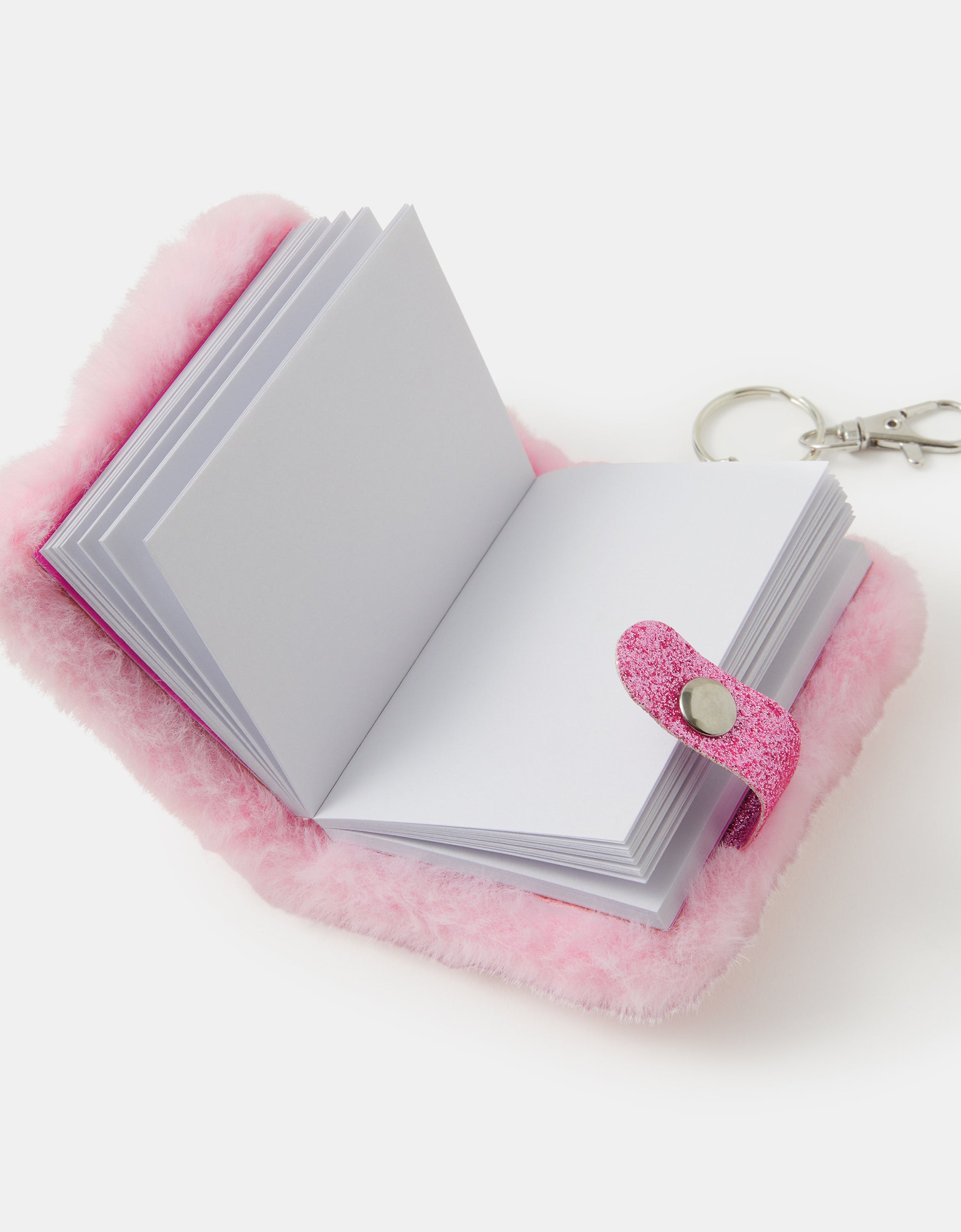 PRIVEZAK - CASTLE FLUFFY KEYCHAIN