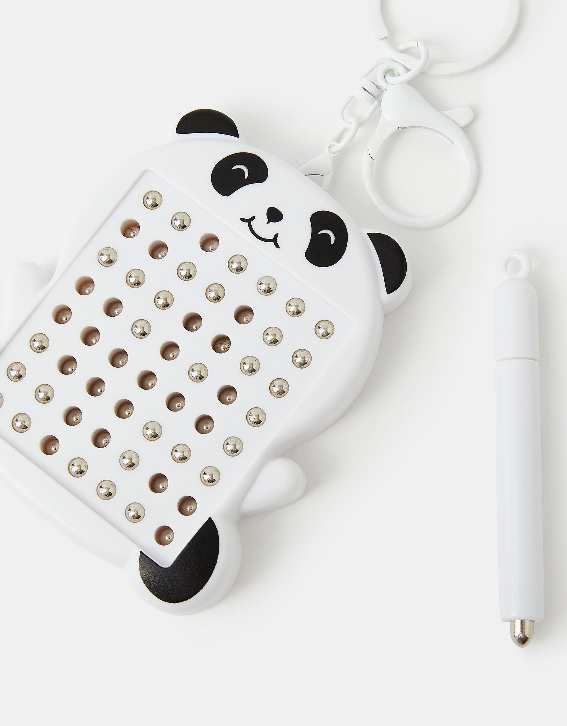 PRIVEZAK - PANDA GAME KEYCHAIN
