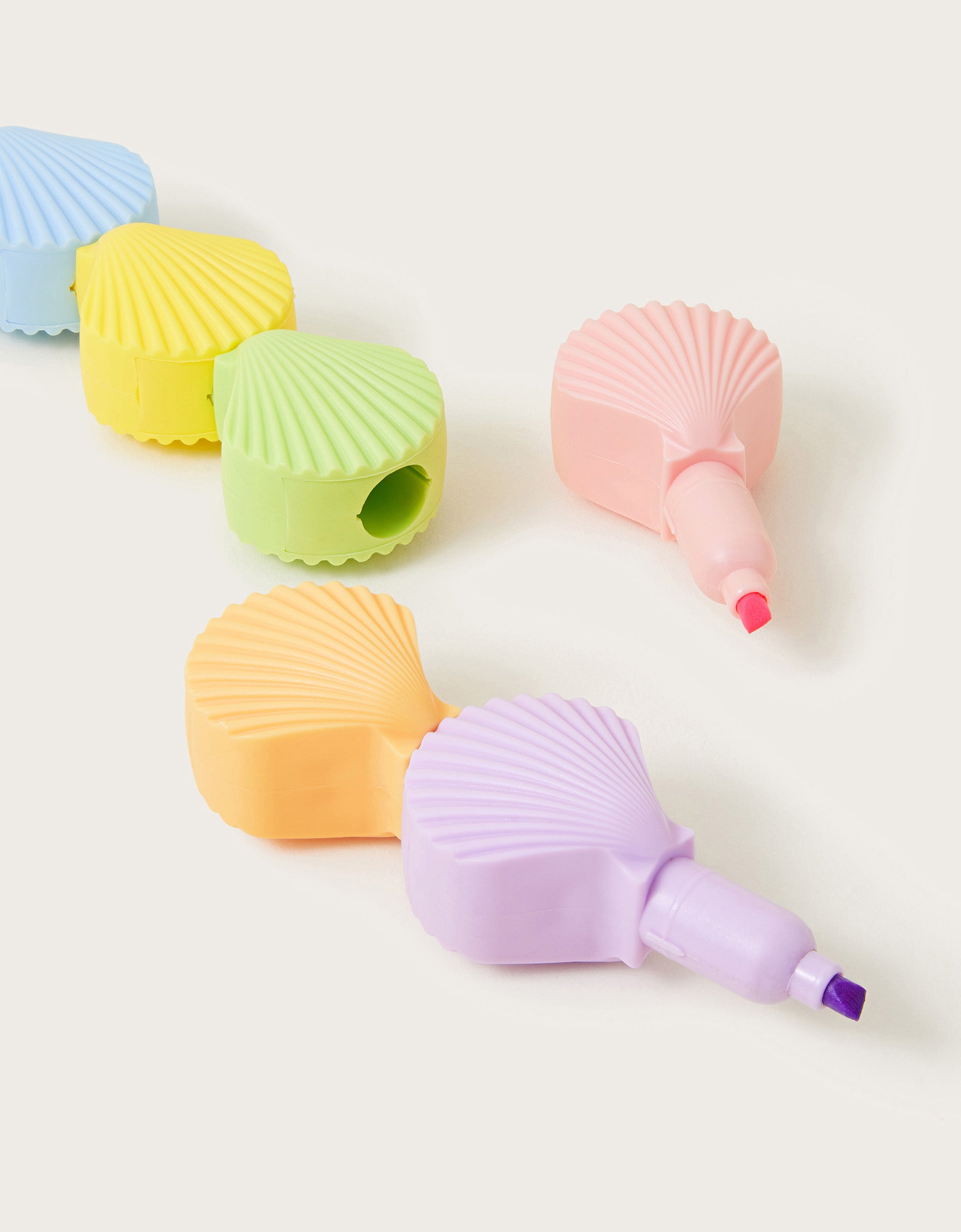 MARKERI - STACKABLE SHELL HIGHLIGHT