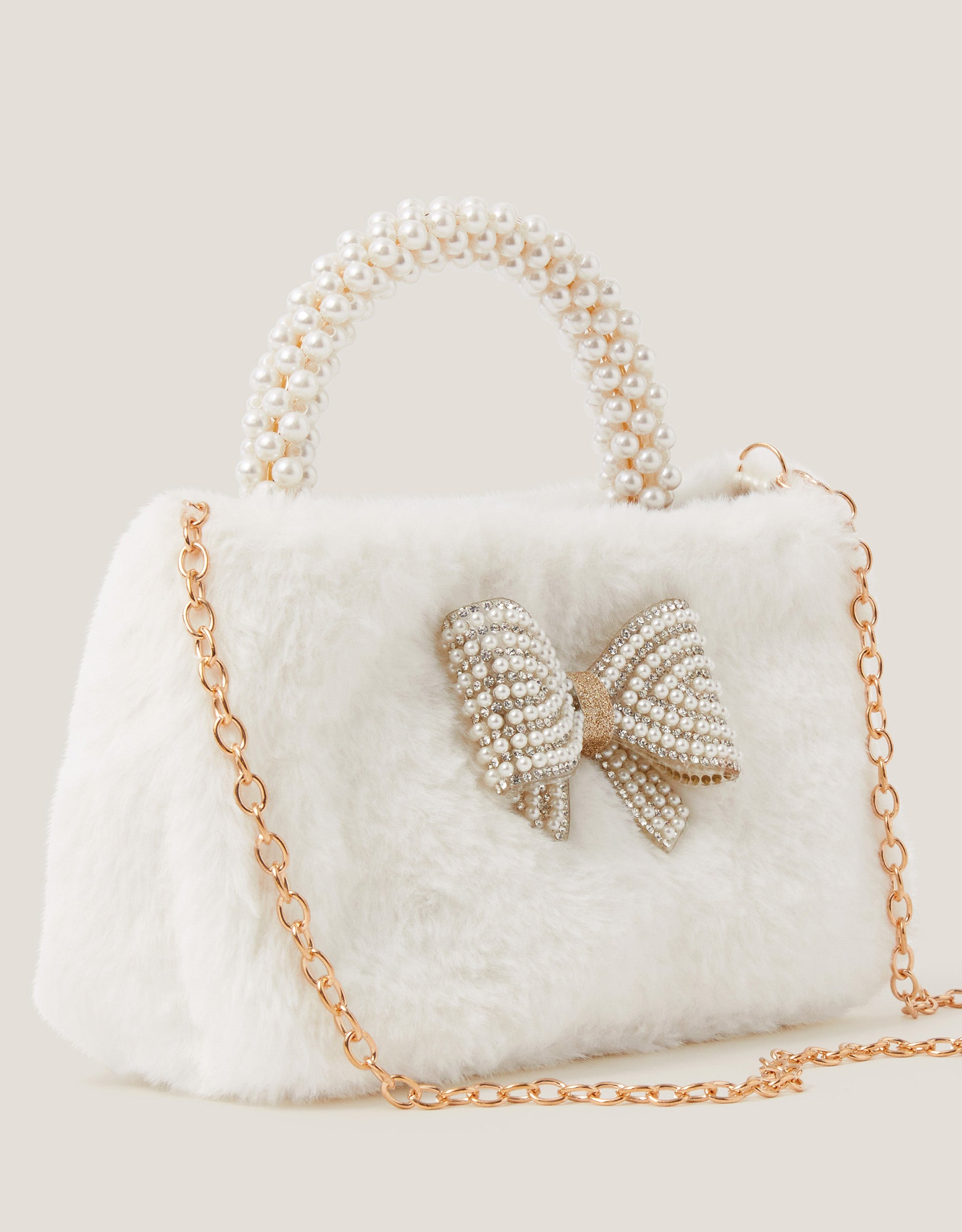 TORBA - FLUFFY PEARL HANDLE BAG
