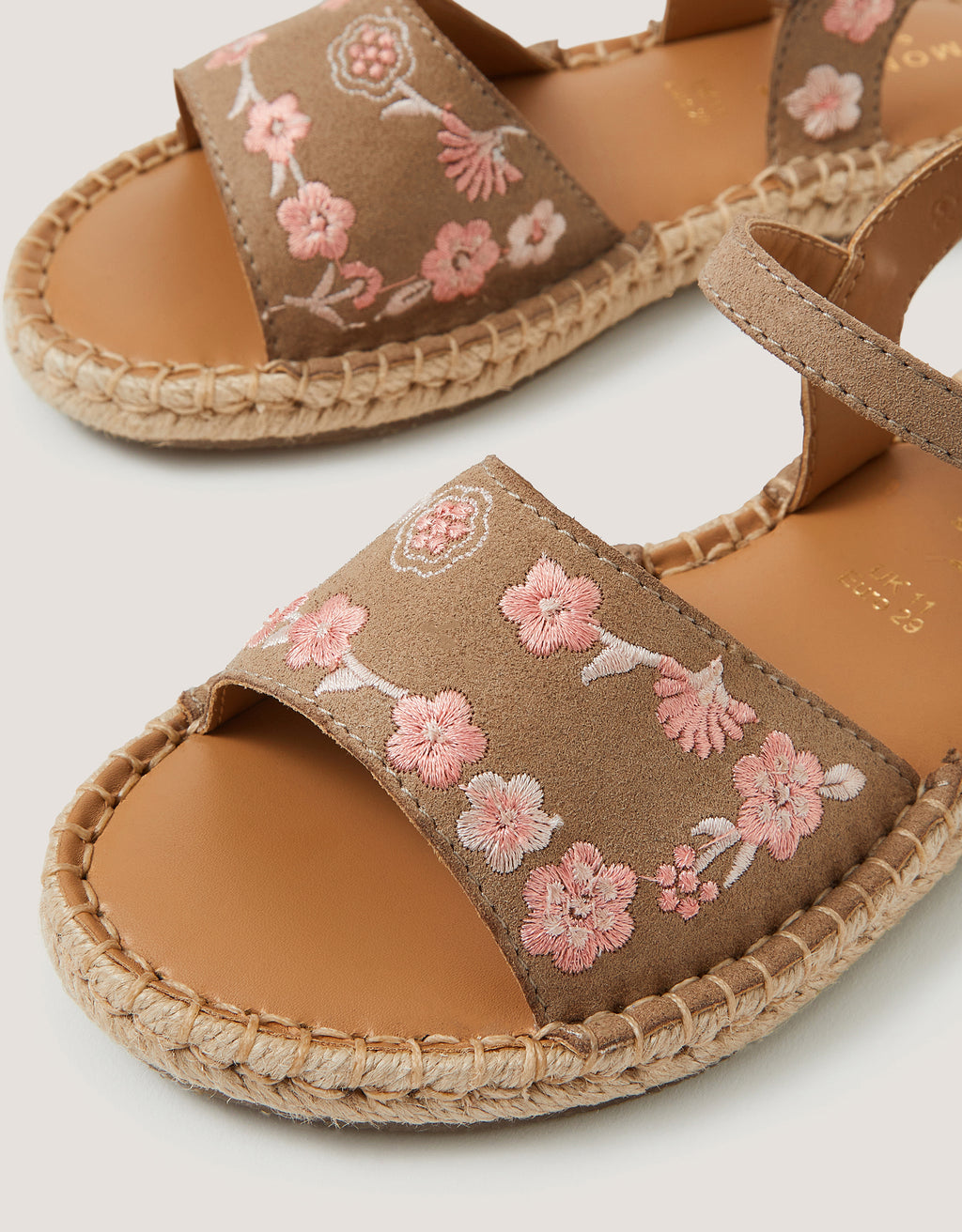 SANDALE - NATURAL EMB ESP SANDAL