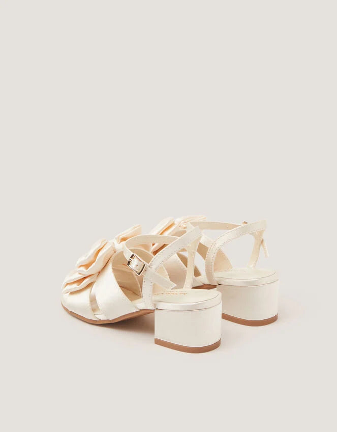 SANDALE - IVORY DOUBL BW SANDL HEEL