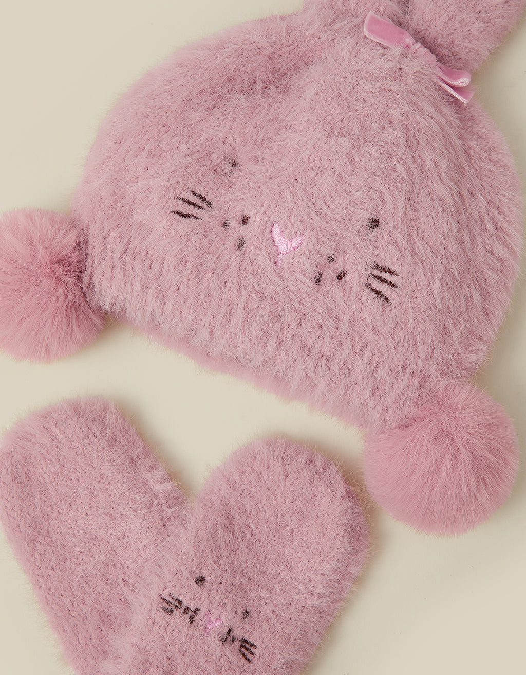 SET KAPA I RUKAVICE - BABY BUNNY HAT AND MITTEN