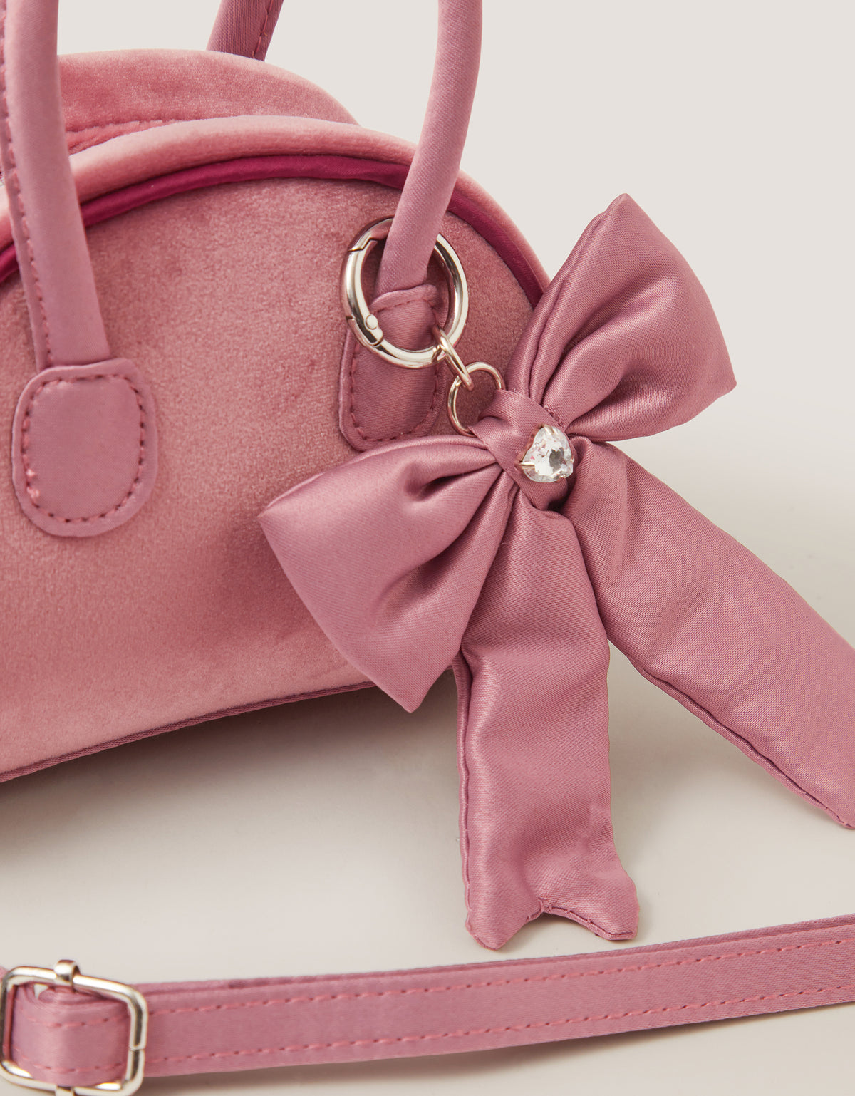 TORBA - LUCY BOW CHARM VELVET BAG