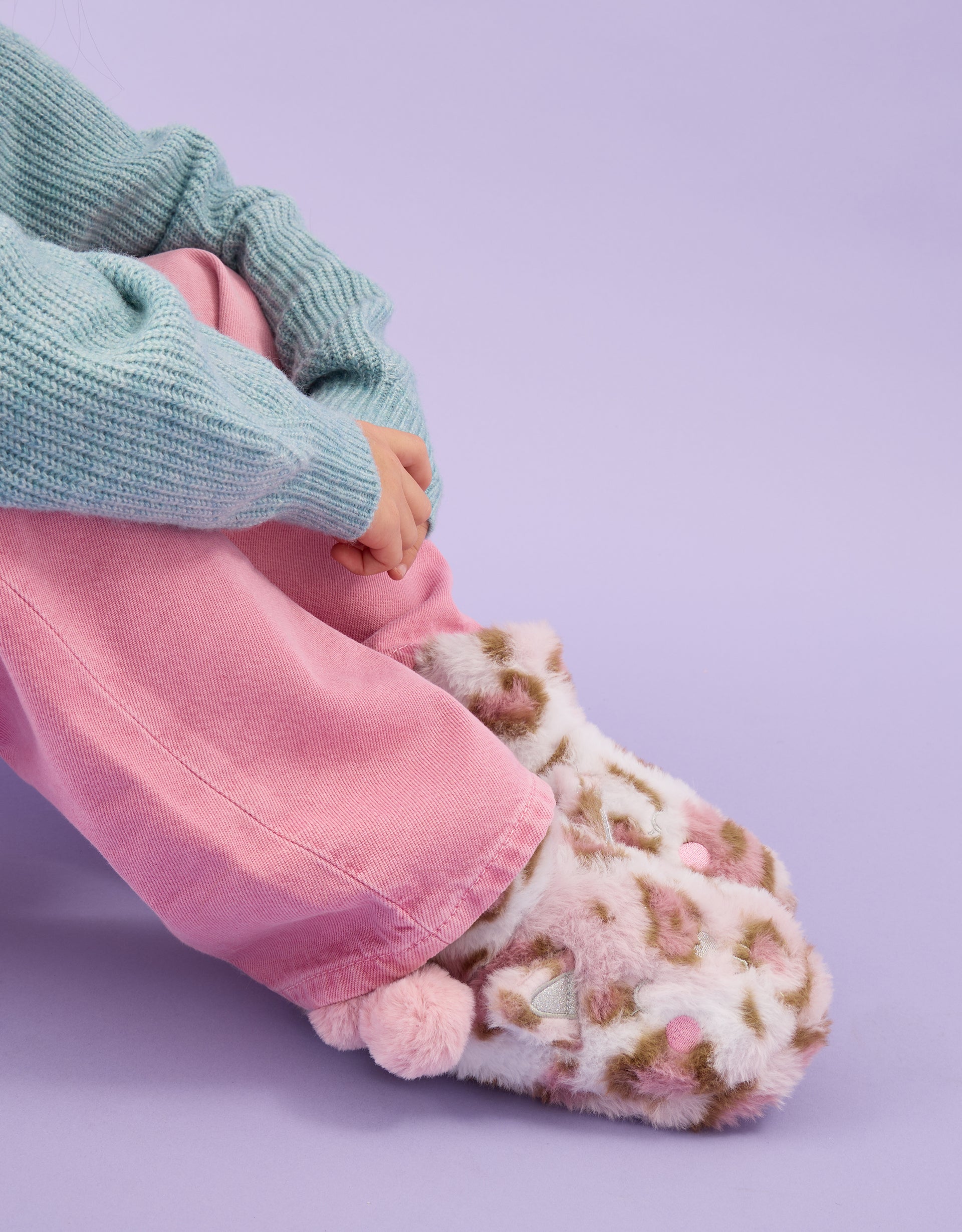 PATOFNE - LEOPARD CAT SLIPPER BOOT