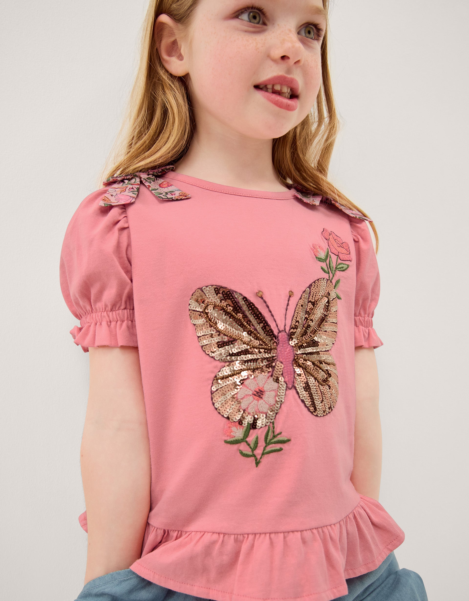 MAJICA - SS PEPLUM BEADED BUTTERFL